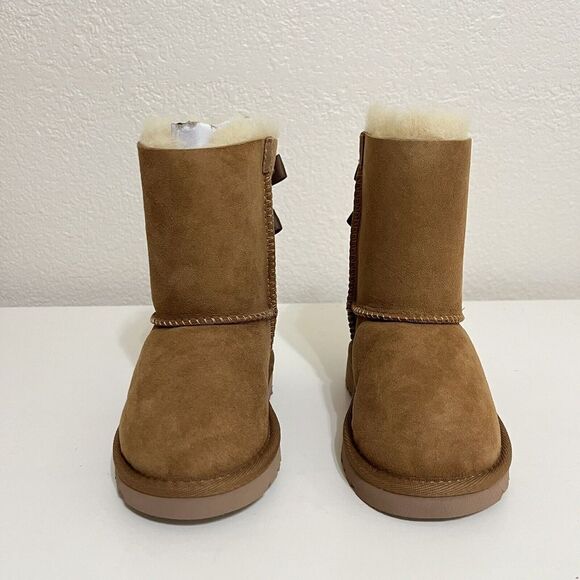 UGG Australia Bailey Bow II Boots Chestnut Toddler Girls Size 8 NEW in BOX - Picture 2 of 14